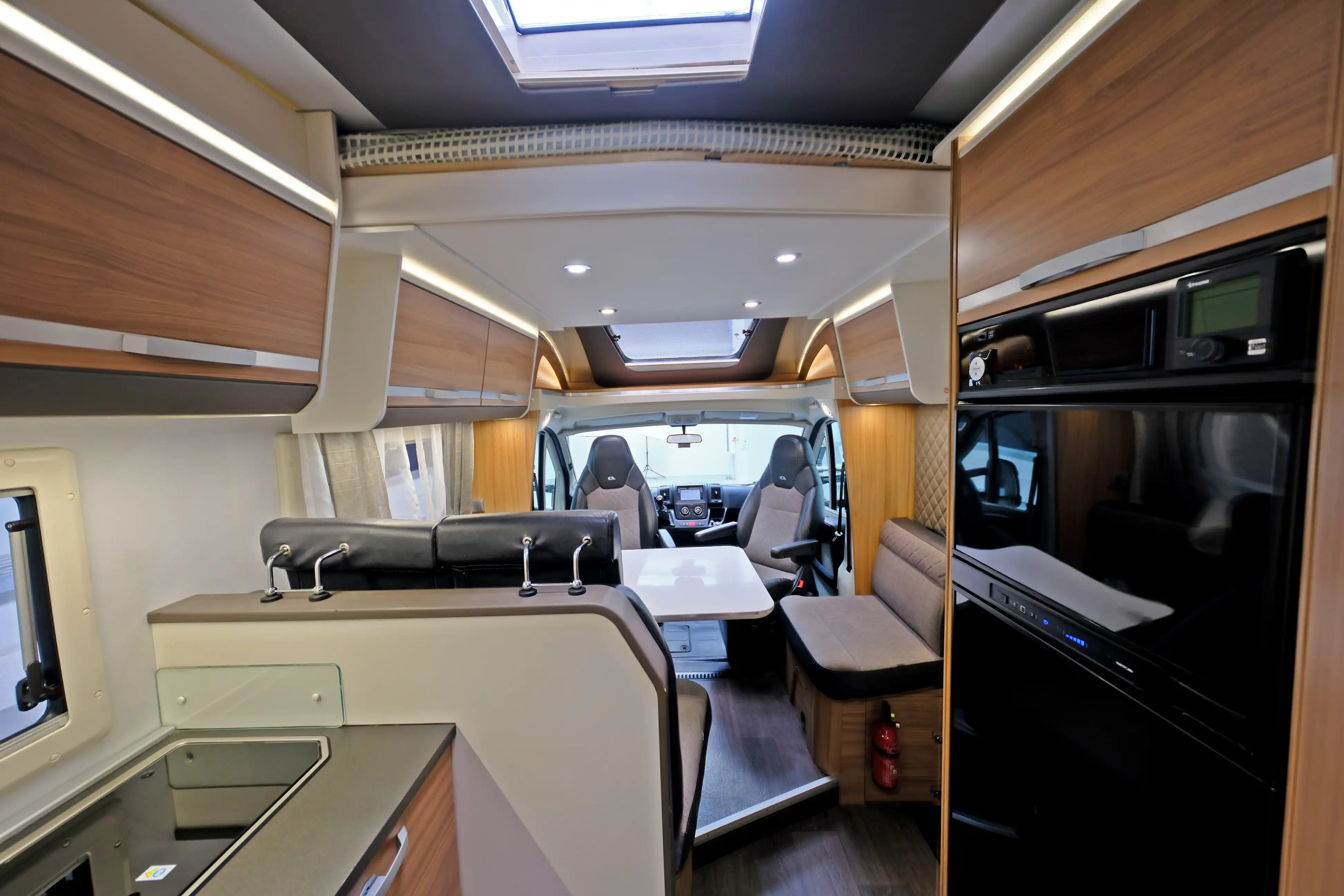 ADRIA Matrix M 670 SL